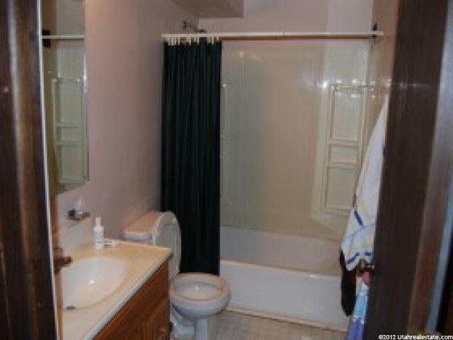 615 E Park Dr, Hyrum, UT 84319 — photo 9