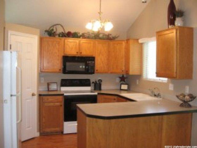 4724 S 2675 W, Roy, UT 84067 — photo 2
