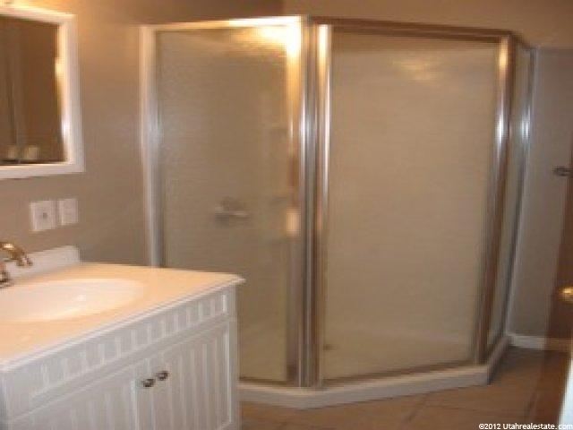 4724 S 2675 W, Roy, UT 84067 — photo 8