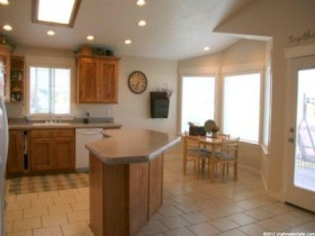 695 S 300 W, Garland, UT 84312 — photo 3