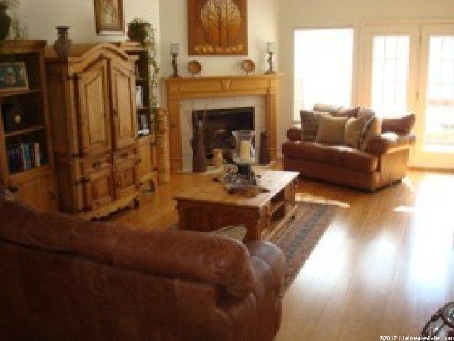 718 E Shading Ln, Draper, UT 84020 — photo 2