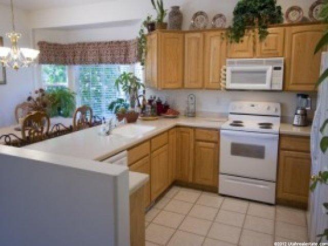 718 E Shading Ln, Draper, UT 84020 — photo 4