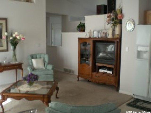 2386 S 225 E, Clearfield, UT 84015 — photo 4