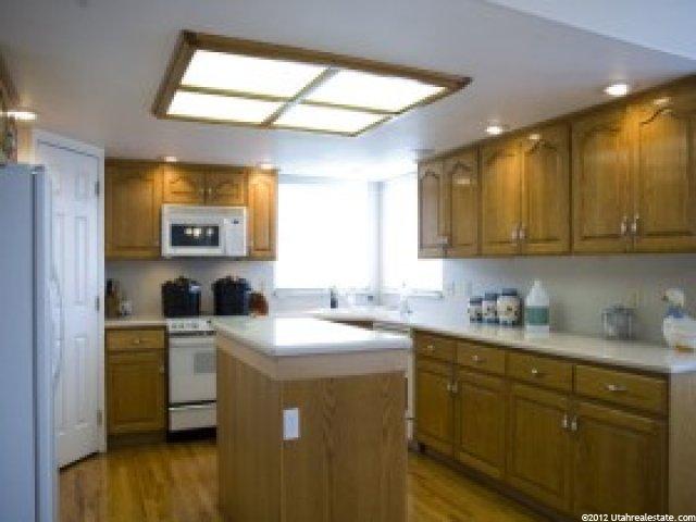 2133 E Scenic Oaks Cv, Sandy, UT 84092 — photo 7