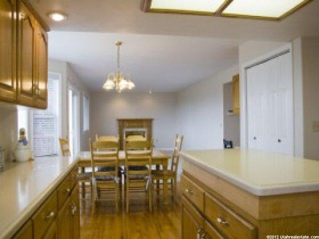 2133 E Scenic Oaks Cv, Sandy, UT 84092 — photo 9
