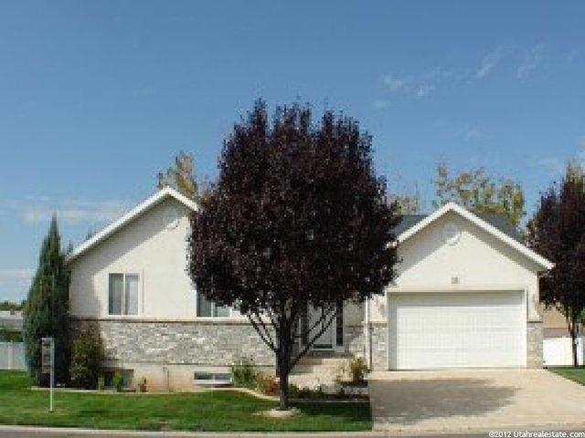 59 Belmore Dr, Kaysville, UT 84037 — photo 2