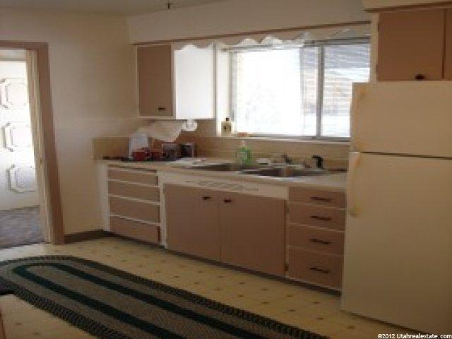 363 W 5000 S, Washington Terrace, UT 84405 — photo 3