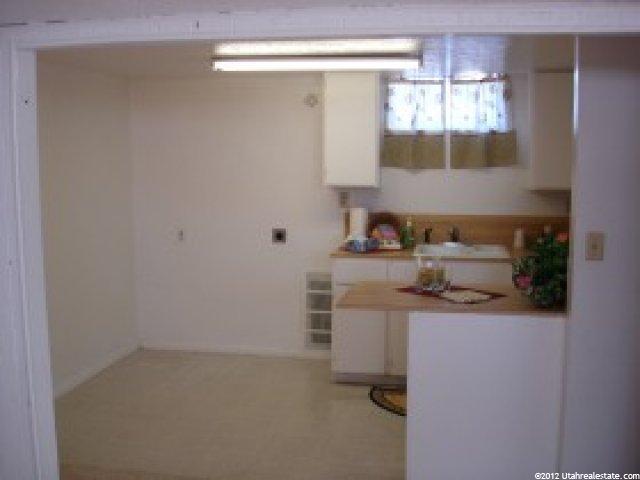 363 W 5000 S, Washington Terrace, UT 84405 — photo 7