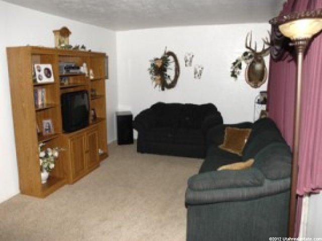 2486 N 840 W, Clinton, UT 84015 — photo 2