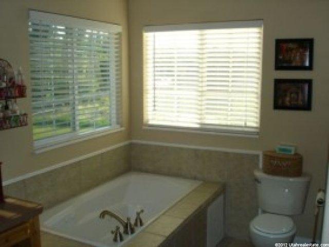 7781 S 2225 E, South Weber, UT 84405 — photo 9