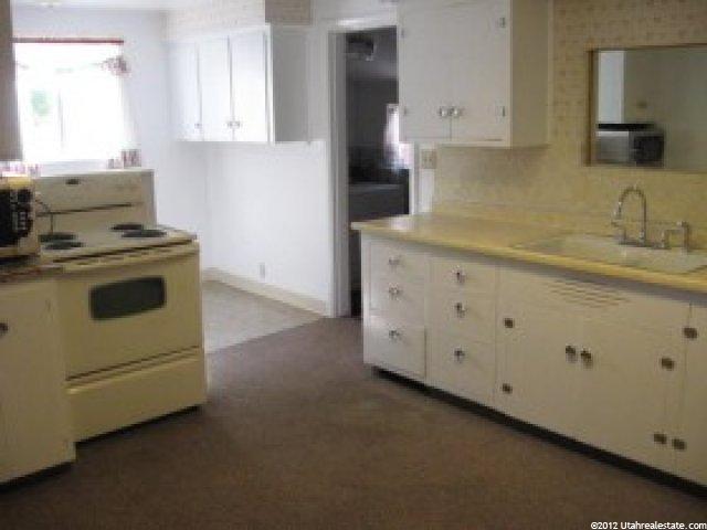284 S 100 E, Vernal, UT 84078 — photo 10