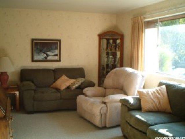9587 S 1040 E, Sandy, UT 84094 — photo 2