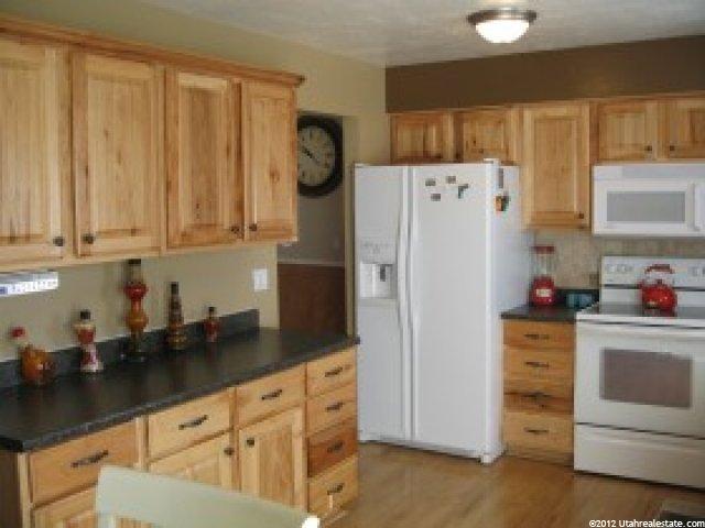 64 E 975 S, Layton, UT 84041 — photo 6