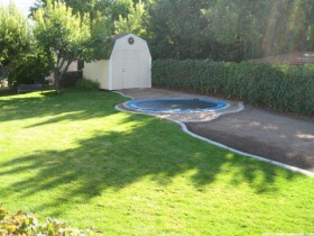 64 E 975 S, Layton, UT 84041 — photo 10