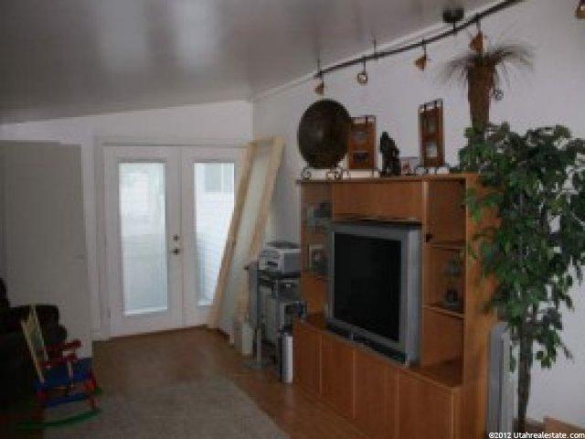 1074 N 125 W, Sunset, UT 84015 — photo 5