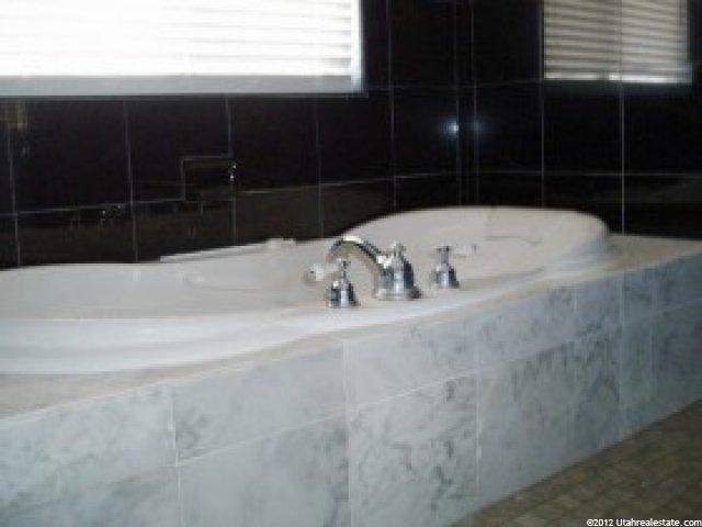 937 Windsor Ln S, Bountiful, UT 84010 — photo 6