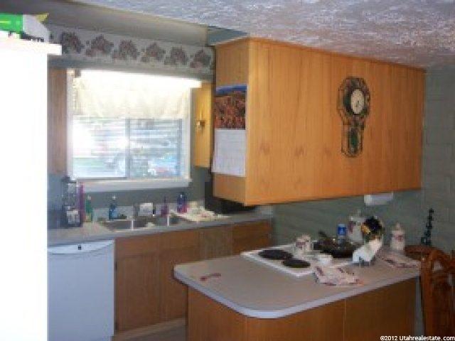 7952 Harvel Dr, Sandy, UT 84070 — photo 4