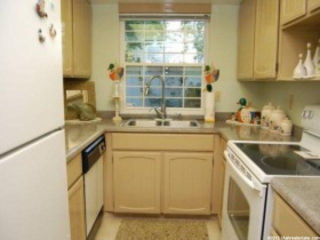591 E 4030 S, Murray, UT 84107 — photo 4