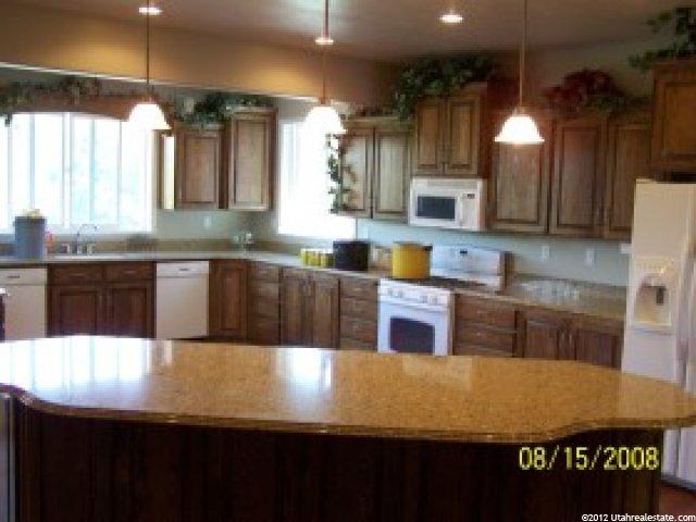 190 S 300 W, Mendon, UT 84325 — photo 8