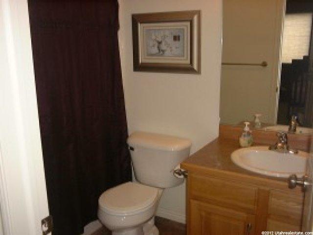 904 N 2250 W, Vernal, UT 84078 — photo 2