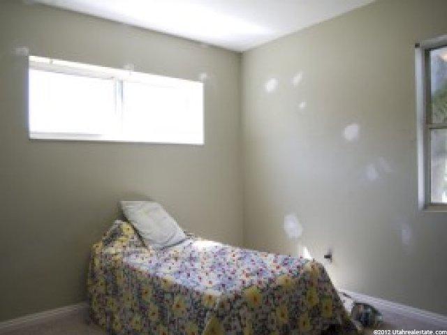 692 W 3500 S, Bountiful, UT 84010 — photo 3
