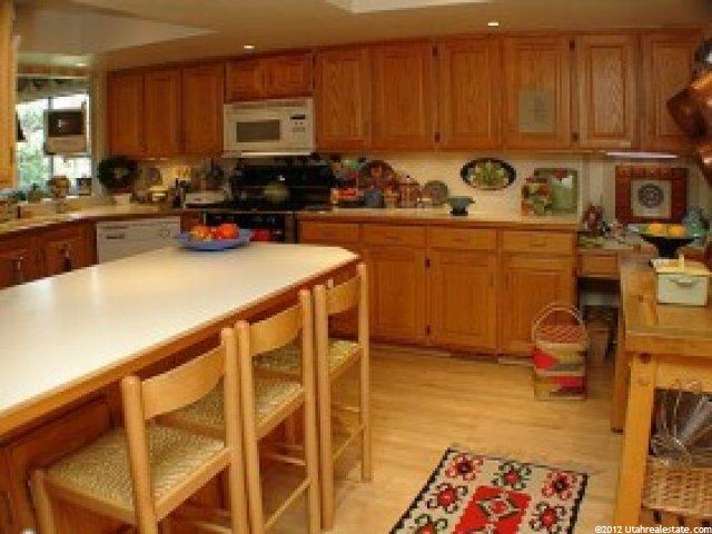 1880 S High Pointe Dr E, Bountiful, UT 84010 — photo 10