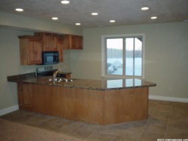 2295 E 425 N, Layton, UT 84040 — photo 8