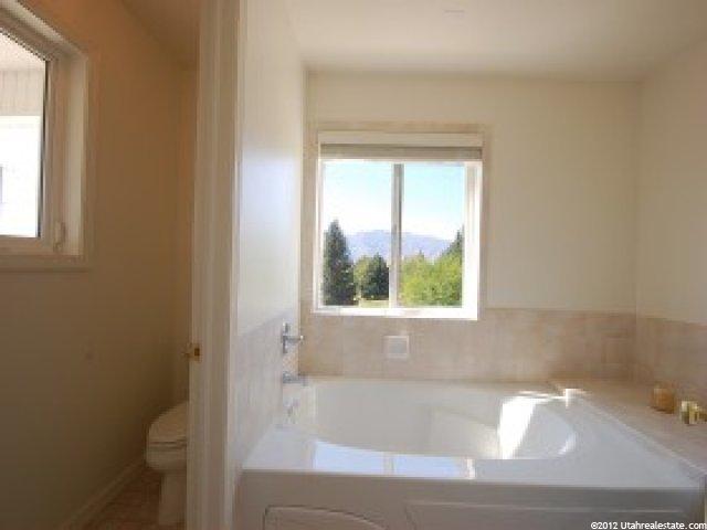 190 W 400 S, Hyrum, UT 84319 — photo 10