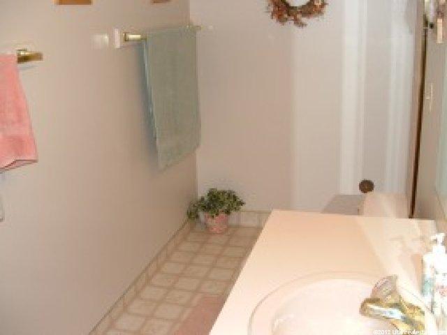 5451 S 200 E, Washington Terrace, UT 84405 — photo 7