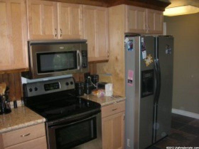 272 W 350 S, Kaysville, UT 84037 — photo 3
