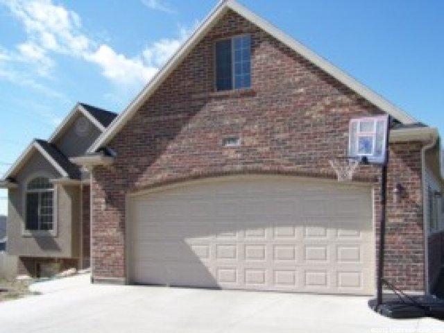 576 E 200 N, Kaysville, UT 84037 — photo 2