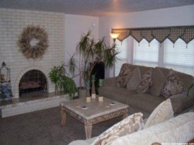 5523 S 3000 W, Roy, UT 84067 — photo 2