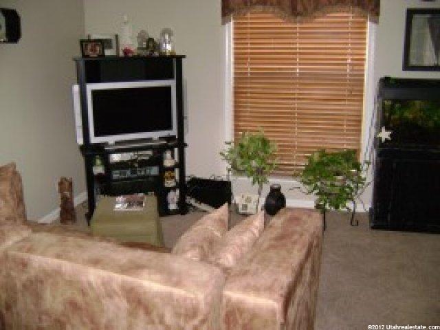 88 W 50 S #R4, Centerville, UT 84014 — photo 2
