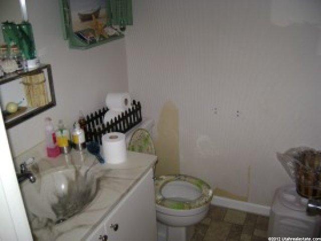 88 W 50 S #R4, Centerville, UT 84014 — photo 4