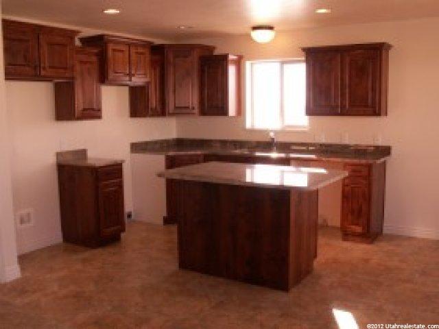 1553 N 125 W, Layton, UT 84041 — photo 3