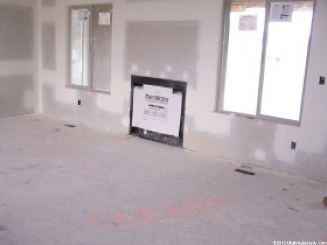 2652 W 2500 N, Farr West, UT 84404 — photo 5
