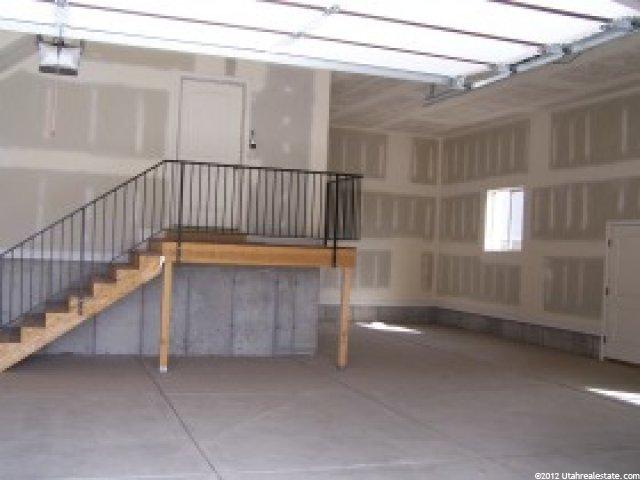 2652 W 2500 N, Farr West, UT 84404 — photo 8