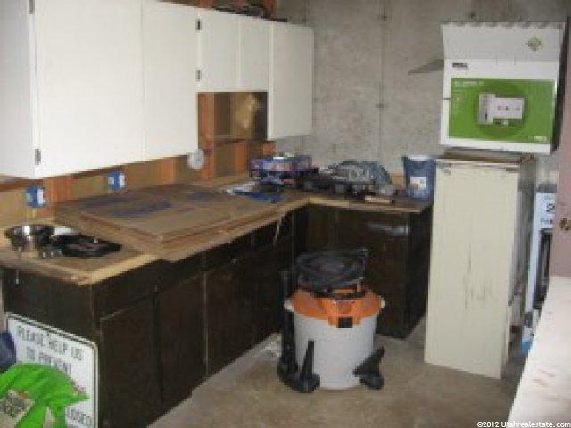 6086 S 2475 W, Roy, UT 84067 — photo 11
