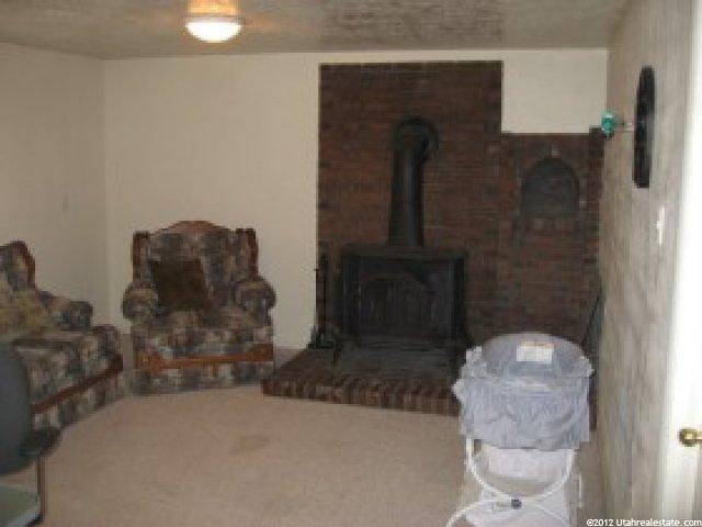 6086 S 2475 W, Roy, UT 84067 — photo 10