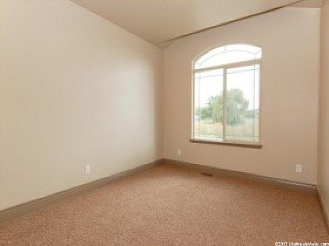 2061 S Allen, Taylor, UT 84401 — photo 6