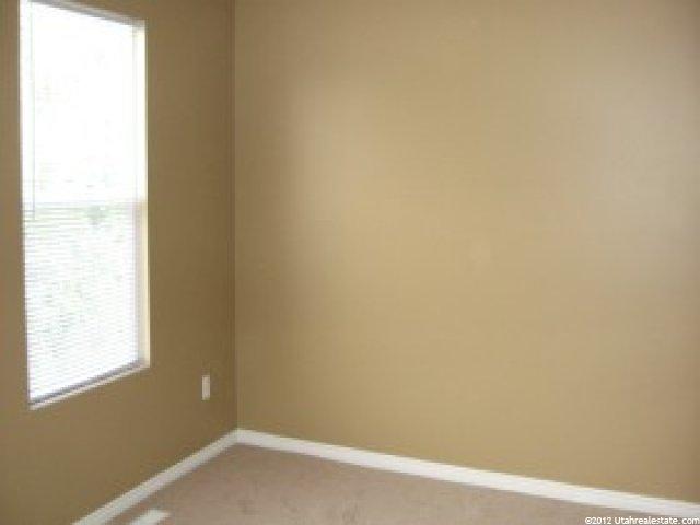 513 S 450 E, Clearfield, UT 84015 — photo 4