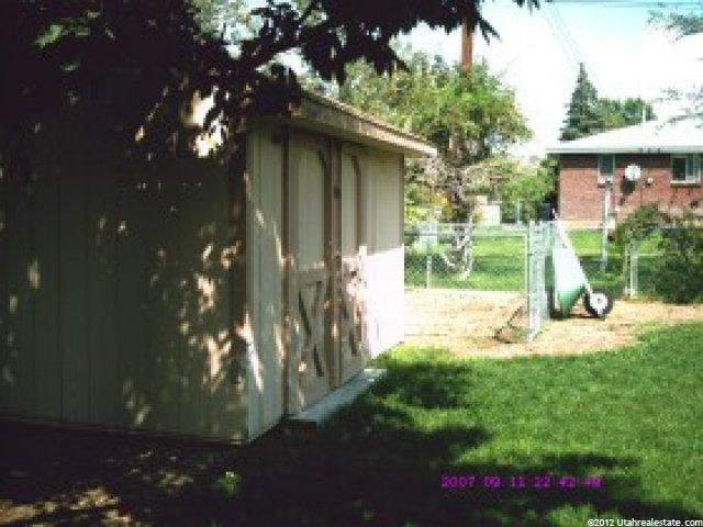 521 E 450 S, Clearfield, UT 84015 — photo 12
