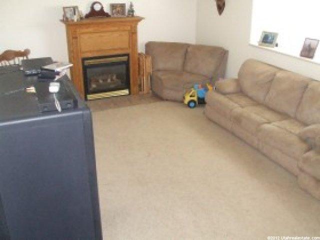 4913 S 3000 W, Roy, UT 84067 — photo 3
