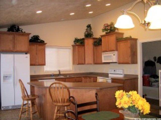 1099 S Alexander Ct E, Grantsville, UT 84029 — photo 5