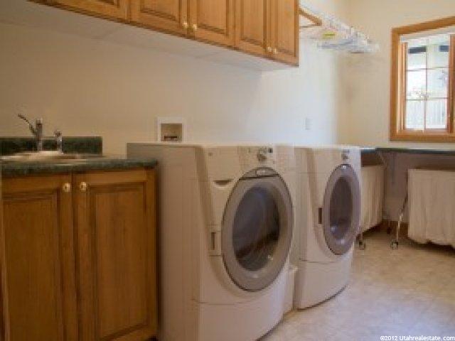 133 Rock Manor Dr, Centerville, UT 84014 — photo 10