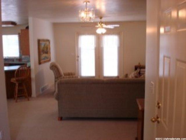 35 Belmore Dr, Kaysville, UT 84037 — photo 6