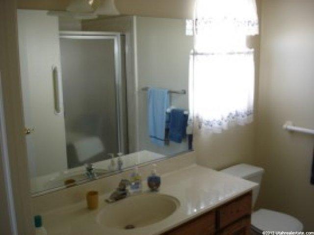 35 Belmore Dr, Kaysville, UT 84037 — photo 8