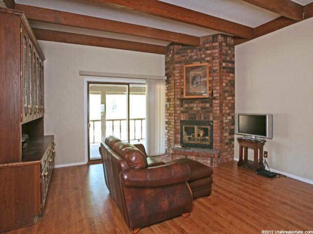 200 E Hilltop Rd E, Kanosh, UT 84637 — photo 8