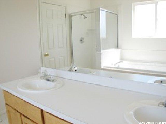 1547 N 2275 W, Clinton, UT 84015 — photo 6