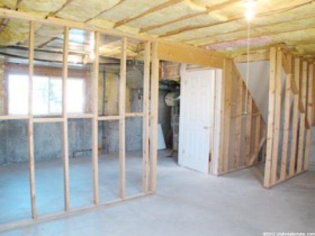 1547 N 2275 W, Clinton, UT 84015 — photo 8